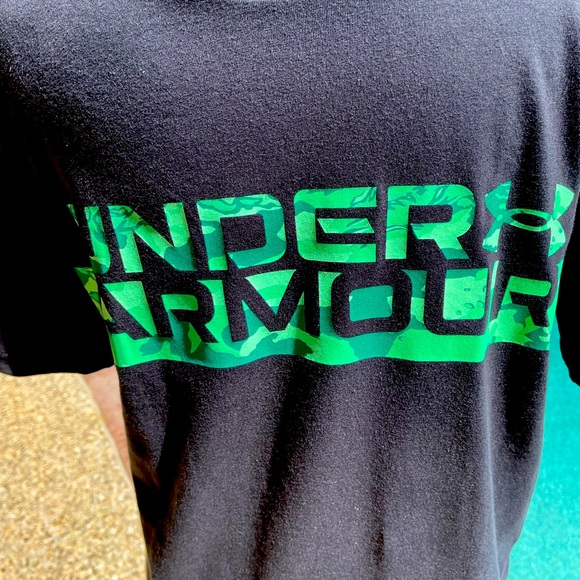 Under Armour, black, short sleeve, Shirt, size S - Picture 3 of 4